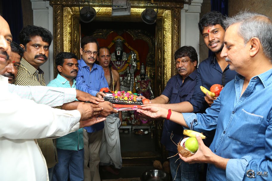 Nakshatram-Movie-Opening